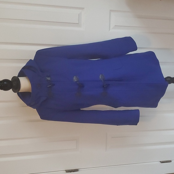 Peacoat with detachable  hood - Picture 7 of 11